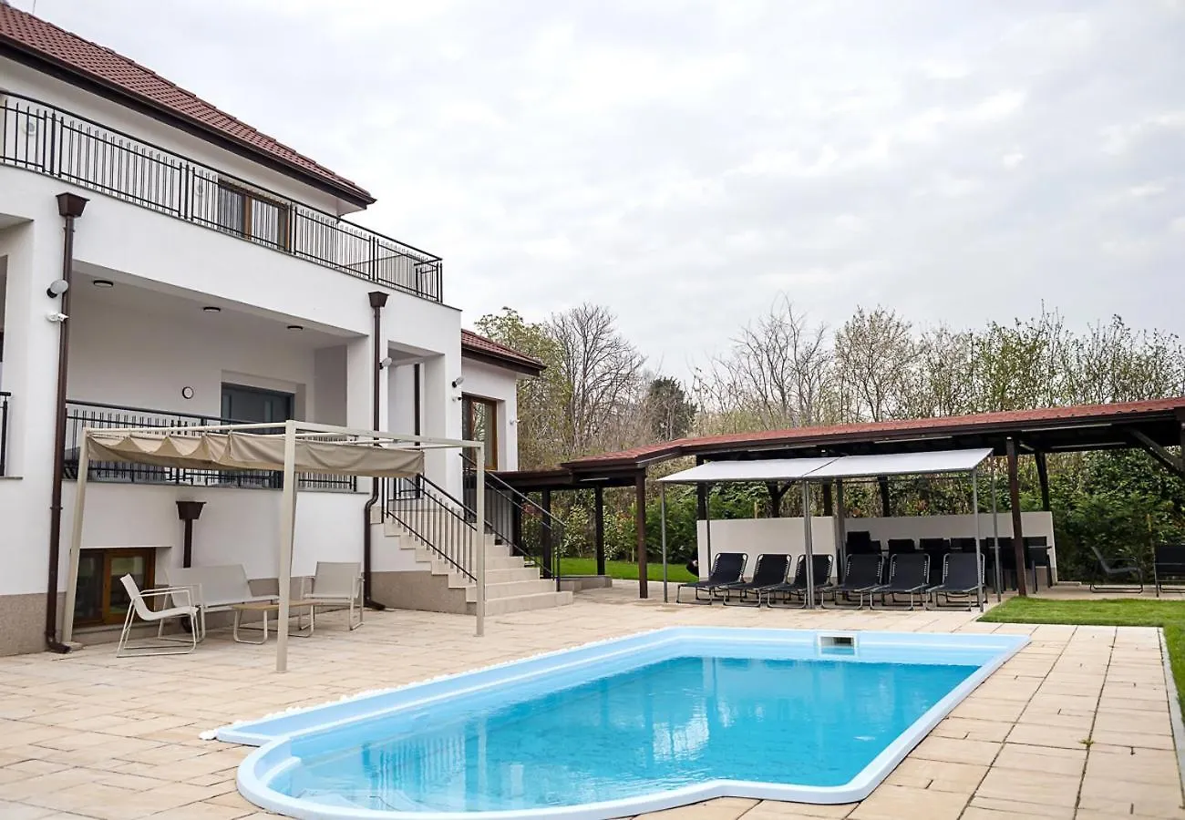Private Villa With 5Bd, Pool & Stunning Sea Views By Flat Mаnаger Varna